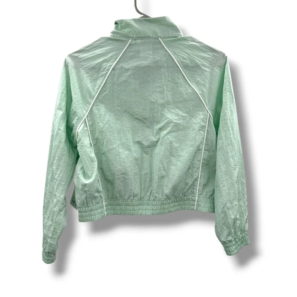 Athleta Girl Daybreak Jacket Girls Size‎ M 8-10 Sea Salt Green NWT Windbreaker